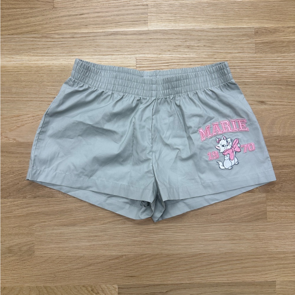 Disney Marie 1970 grey shorts The Aristocats